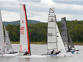 Lake Samsonvale Water Sports Association (LSWSA) 2022 Regatta (Race 1, Sunday)