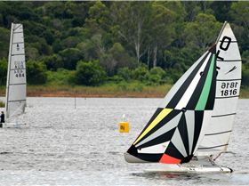 Lake Samsonvale Water Sports Association (LSWSA) 2022 Regatta (Race 1, Sunday)