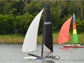 Lake Samsonvale Water Sports Association (LSWSA) 2022 Regatta (Race 1, Sunday)