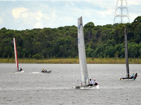 Lake Samsonvale Water Sports Association (LSWSA) 2022 Regatta (Race 1, Sunday)