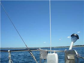 COASTAL SAILING ON STARCHASER