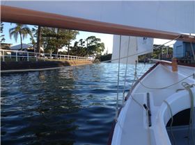 Amity Boats "Piper" sailing up Wynnum Creek