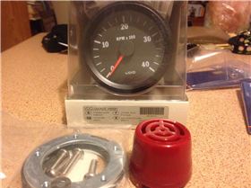 tacho and engine bay 010