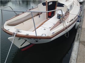 saturdays scub the deck 018