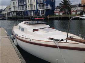 sanding and oiling the brite work 010