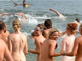 246116-20130218-sydney-skinny