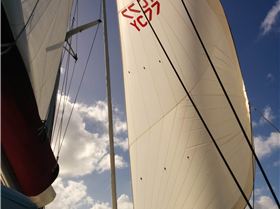 Gennaker in 25 knots