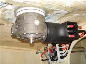 Anchor winch electrical side