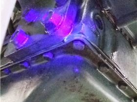 D1-30 engine oil leak fluorescing