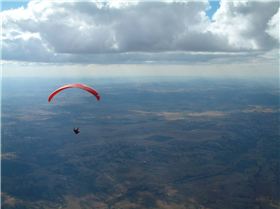 Cloud-baseat Manilla, chasing the next thermal.