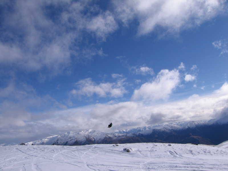 First snowkite sesh of 09 - Mike Holland