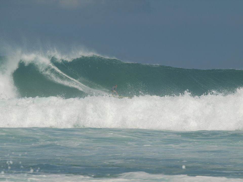 How good does the yellow baby bomb look on a wave?