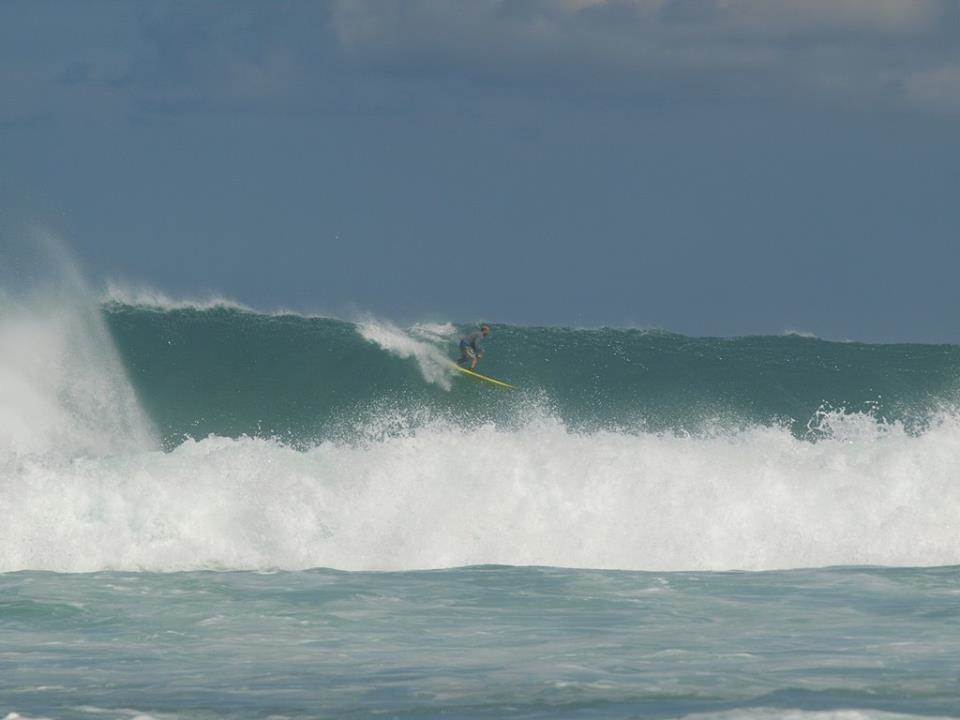 How good does the yellow baby bomb look on a wave?