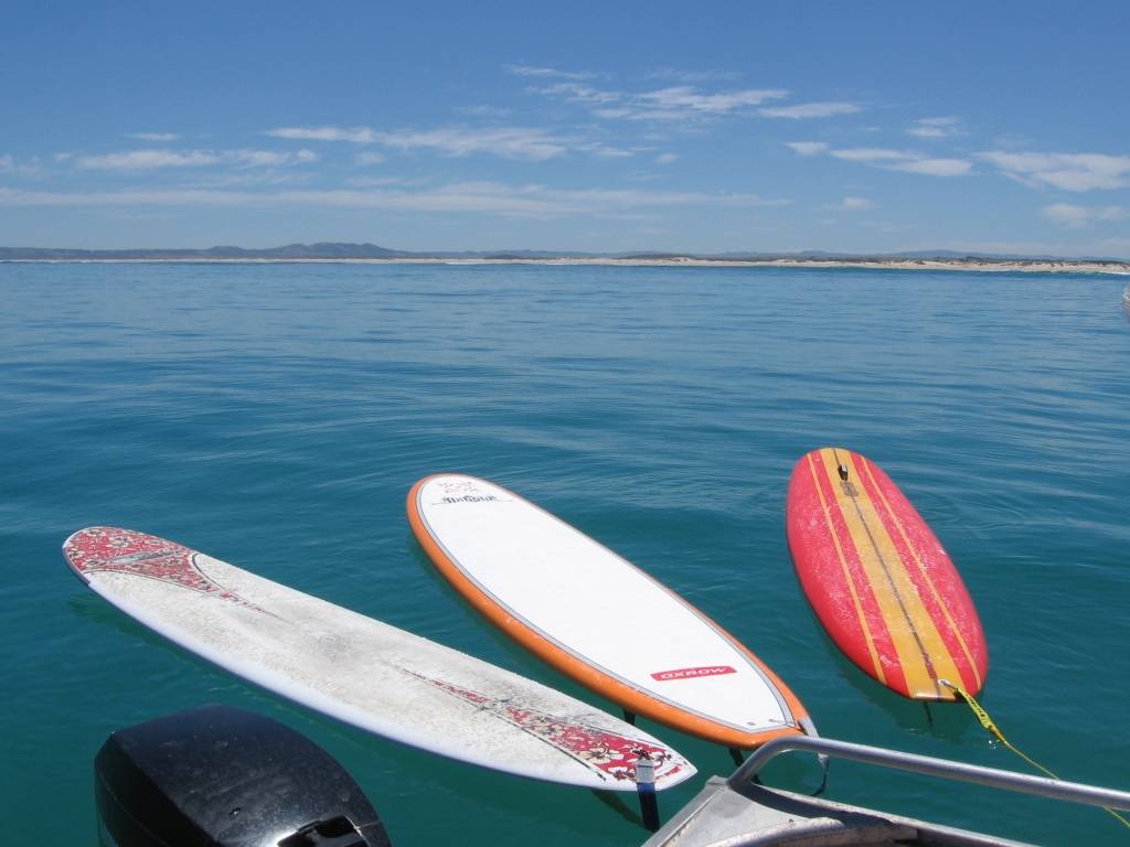 Preparing for the boat trip session. Sunny, glassy, clear water...