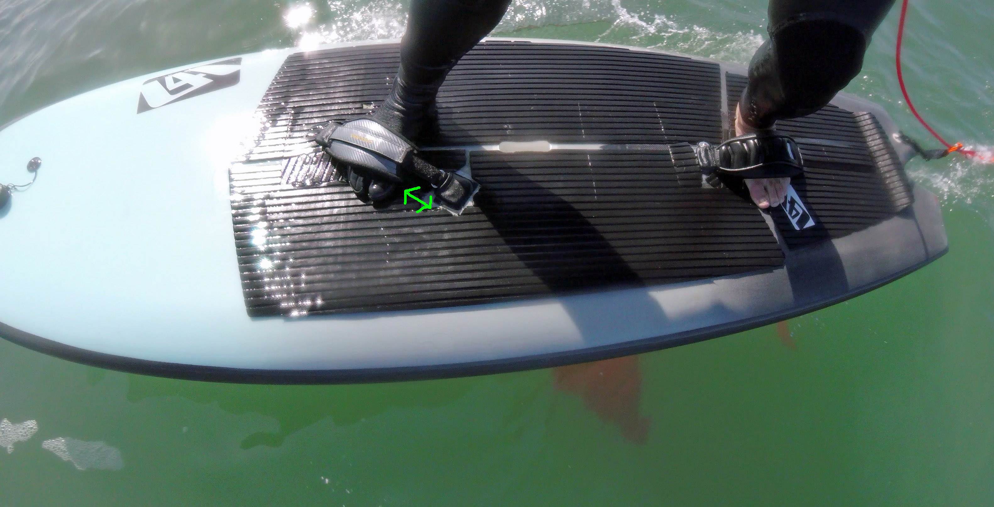 GOPR2285 Nice long Flight APR 21 070 Moment ADJ