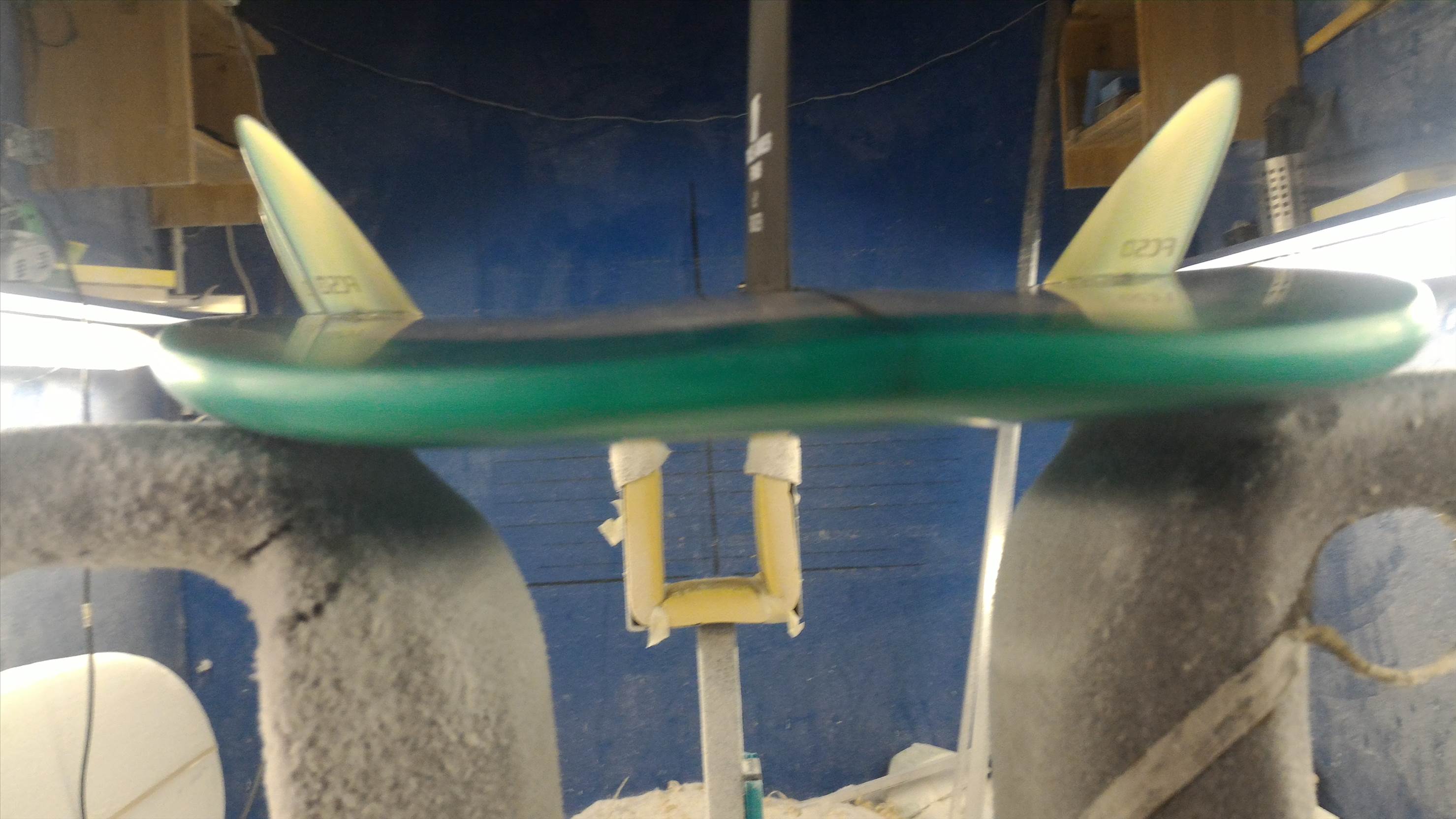 bot tail sym bonzer5