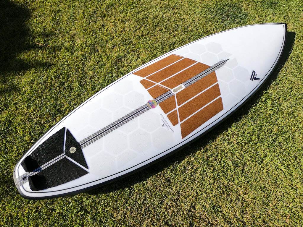 CustomSUPdanivilashapesxchristiancsillagwithRSProGripTractionproductsGrass1024x1024