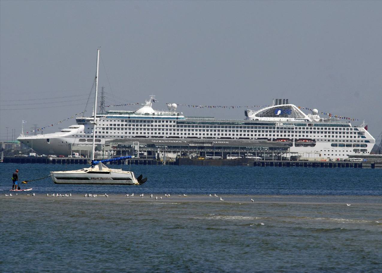 Cruise Ship