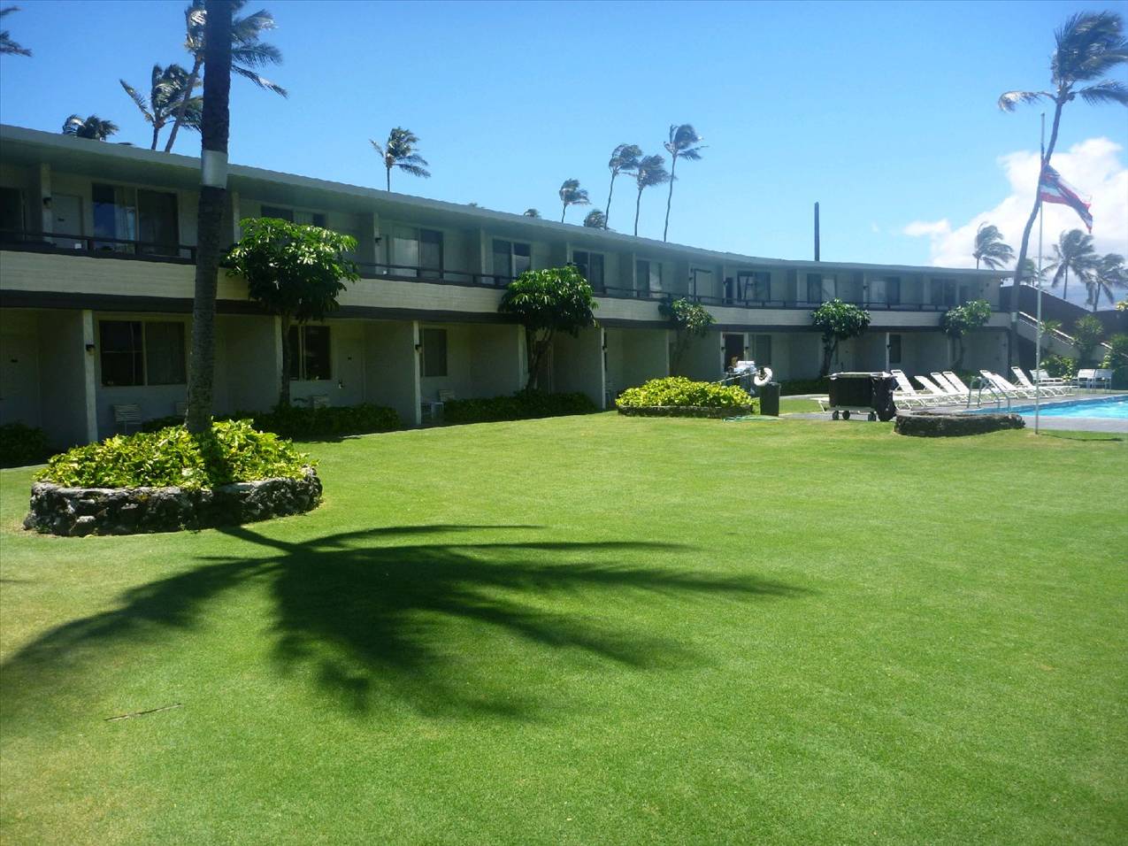 4.a. Maui Seaside Hotel