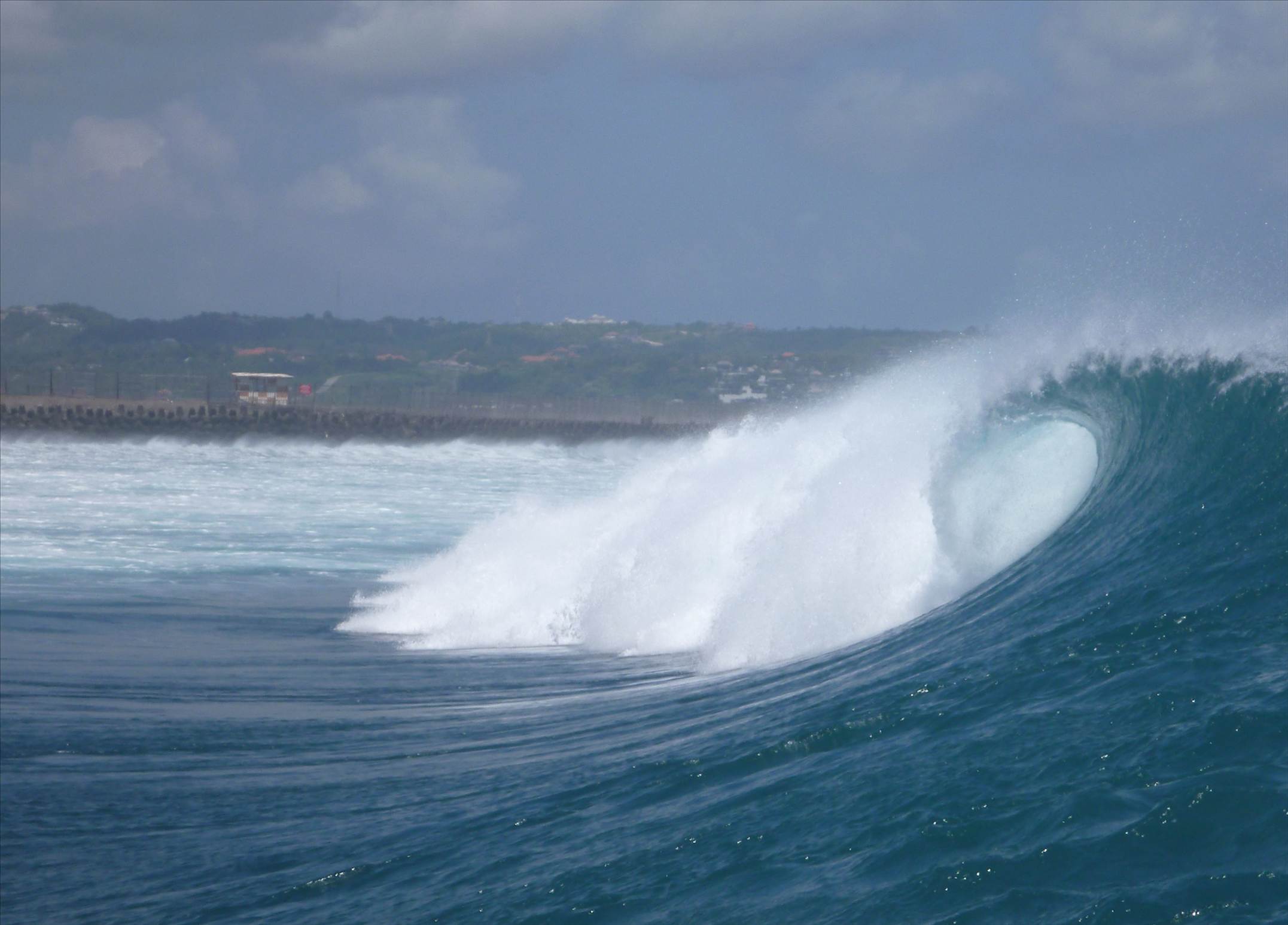 Tues arv Airpt Left 14 inner