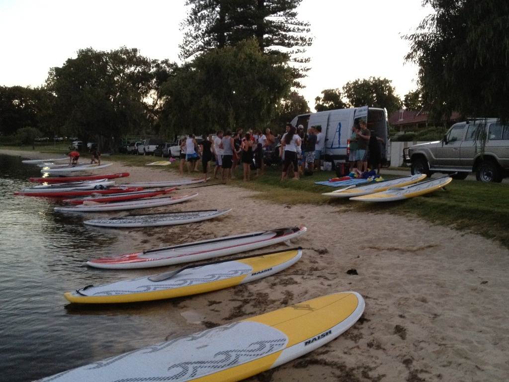Stand Up Paddle Perth Moonlight Paddle
