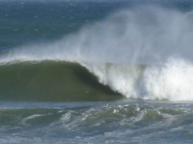 Offshores that accompany winter swells