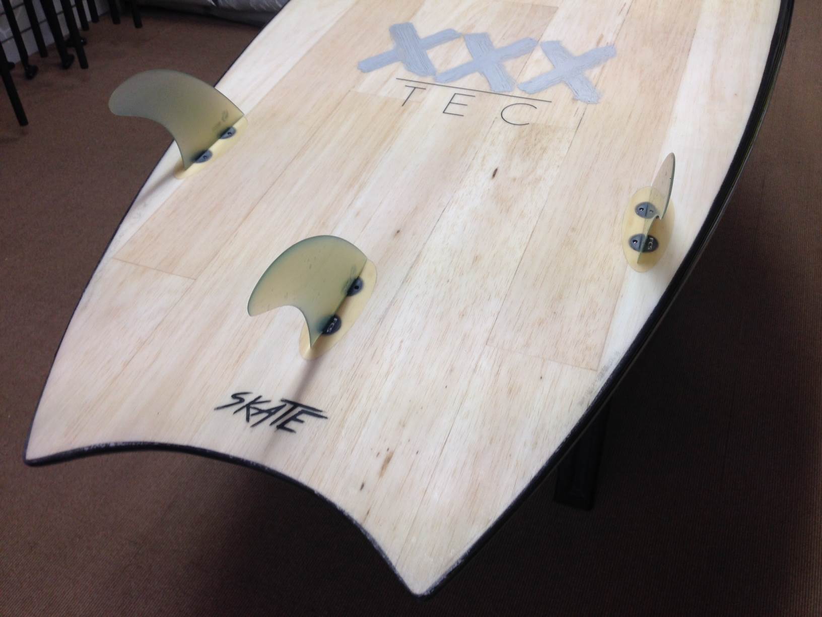 Sunova rail and deck detail