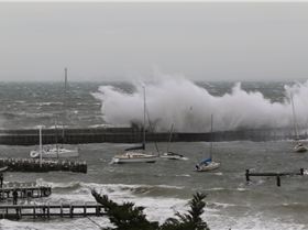 This was a bit further down the bay about an hour later. that was a fun day, thats for sure.