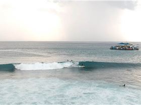 general waves in surfing