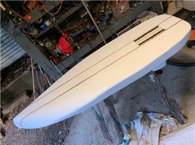 The first displacement SUP foil?