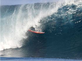 Ikaika Kalama Paddle Surf Hawaii
