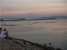 Not the paddles that Kitesurfbali supplies he one has top equipment these ones we found at Bedugul