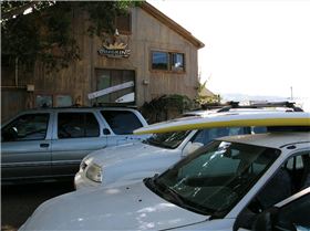 F14 outside Ding King