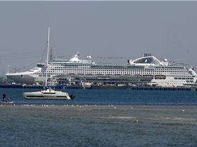 Cruise Ship