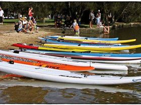 5584953282 050652b616 z