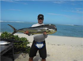 42. 9kg Mahi Mahi