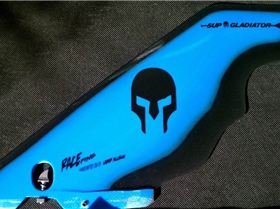 Quick release gladiator