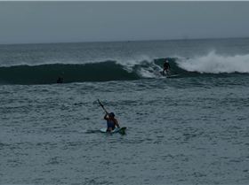 Radman Larrie rippen st georges up. Vic paddelen in