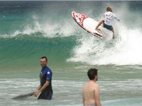 2015 sup titles 20150207 9212