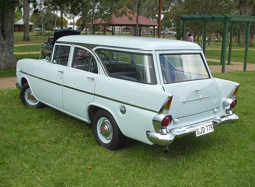 holden-EK-station-wagon