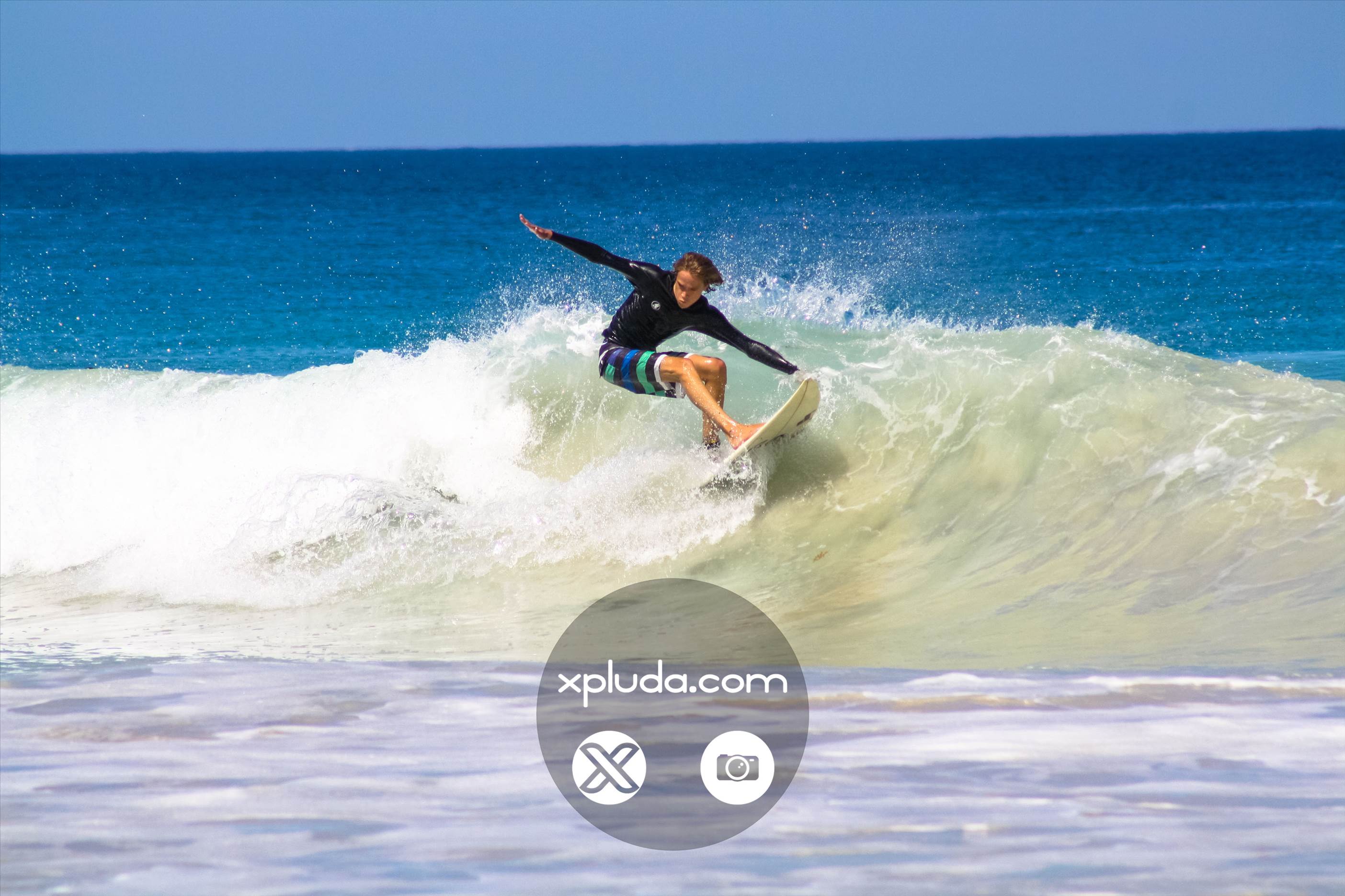 Scarborough Beach - xpluda.com