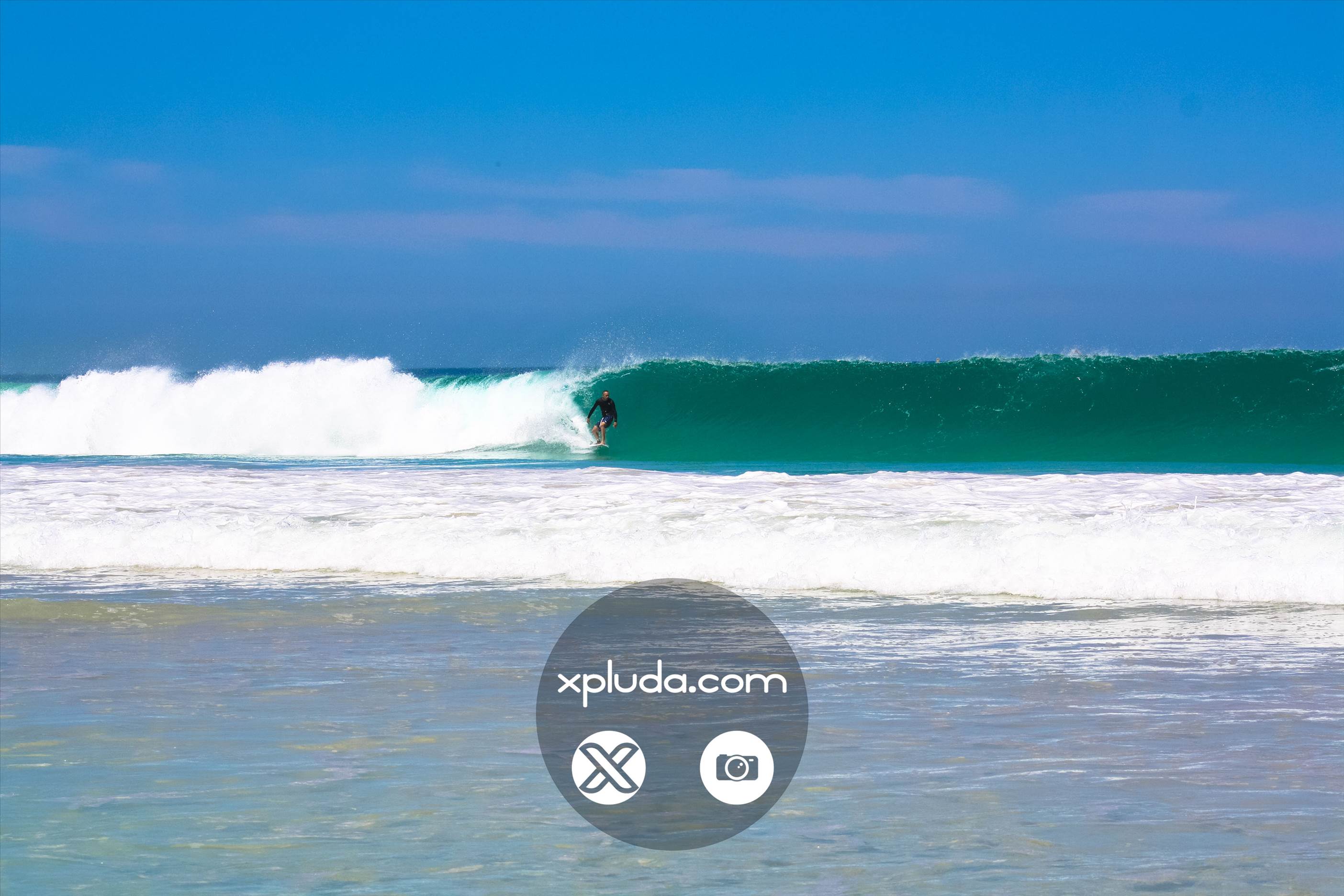 Scarborough Beach - xpluda.com