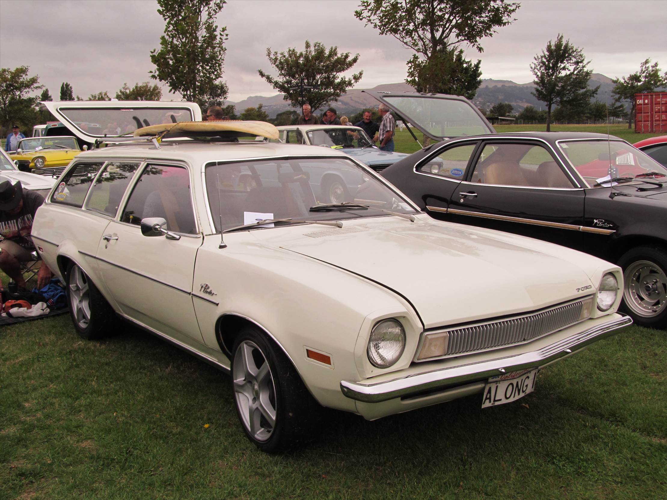 1972 Ford Pinto Wagon (14404488335)