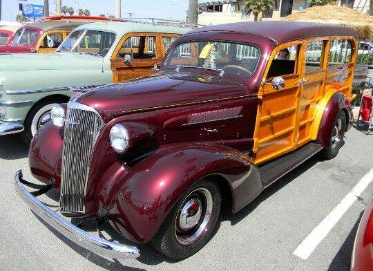 18af8c97dc8e20454448c58e230af2b0--woody-wagon-antique-cars