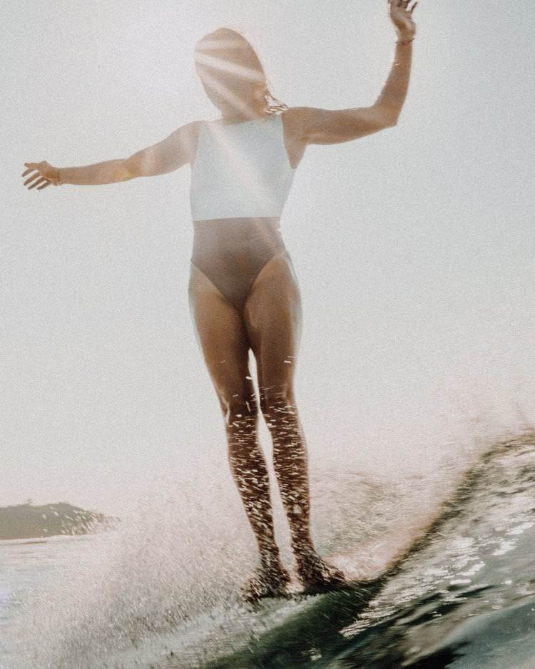 9488766010158675833306490551164790794354688n