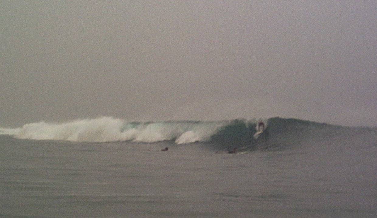 Nago Lefts - crowded session