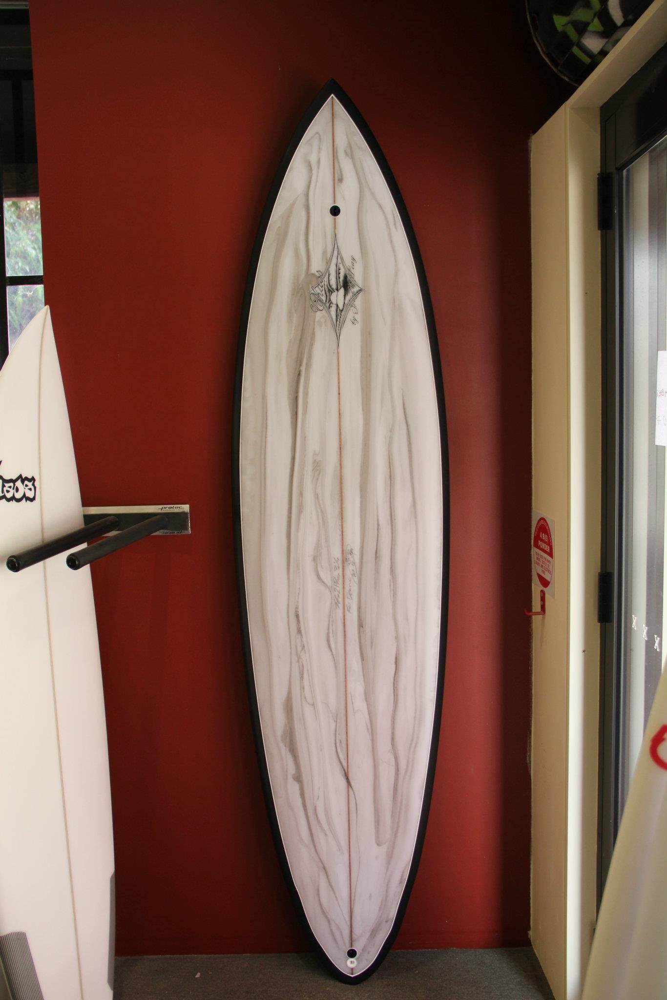 single fin 7,6 front
