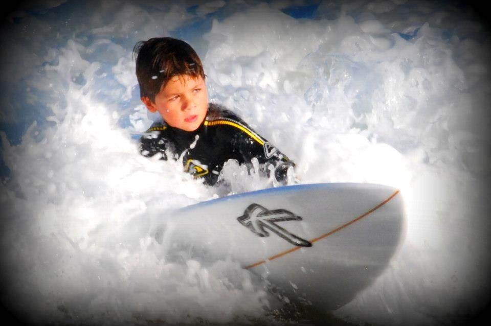 jake surfing 001