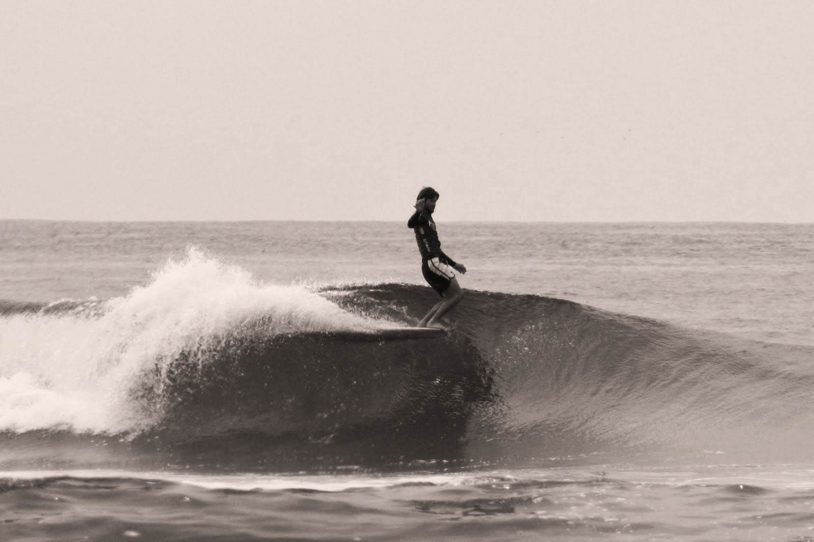 joel-tudor-nose-riding-longboard-invitational-us-open-surfing-huntington-beach-champion