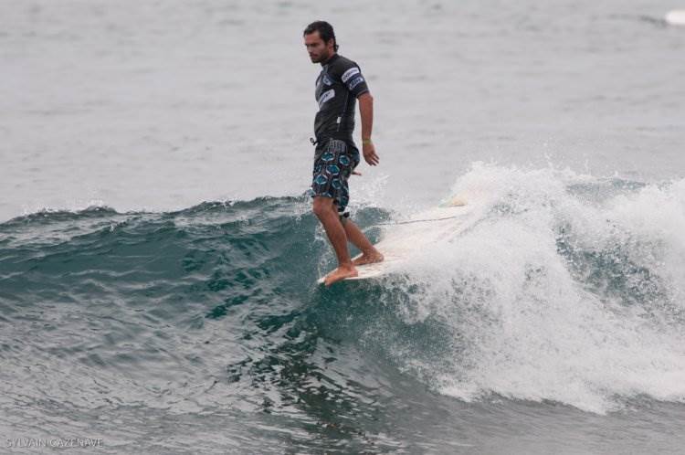 Layed-back-Toes-to-the-Nose-Makaha